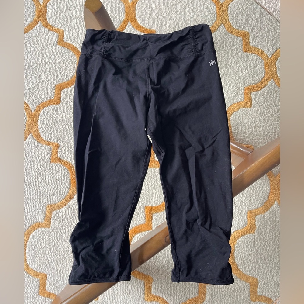 Kyodan Black Activewear Knee Length Leggings